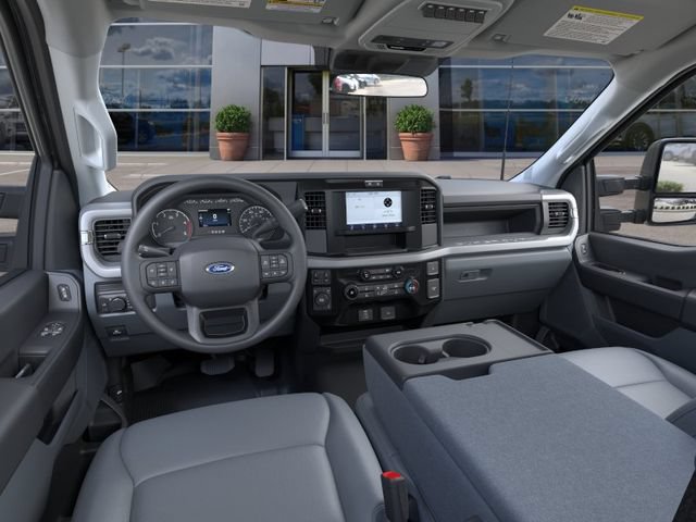 New 2026 Ford F250 XL w/ XL Off-Road Package AWD/4WD image 9