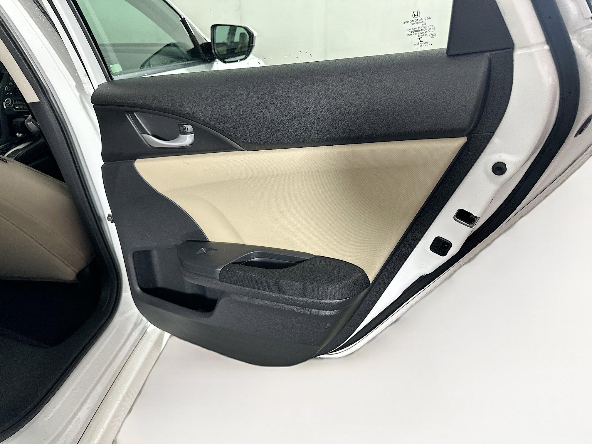 Used 2016 Honda Civic LX image 27