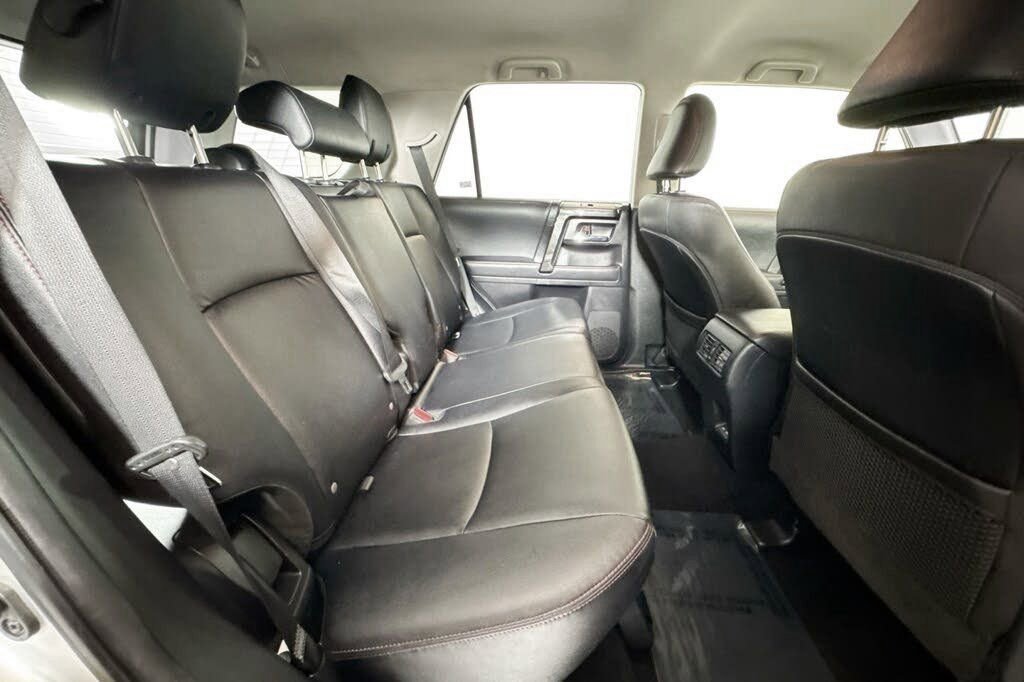 Used 2024 Toyota 4Runner TRD Off-Road Premium image 13