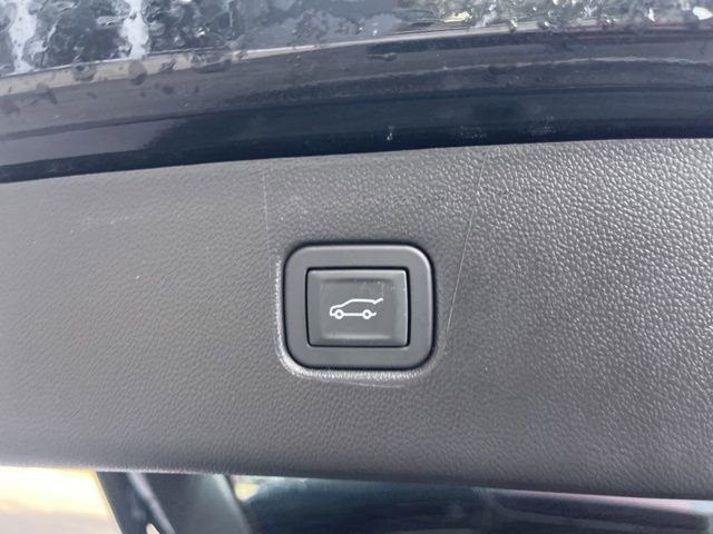 Used 2022 Chevrolet Blazer LT w/ Sound & Technology Package image 12