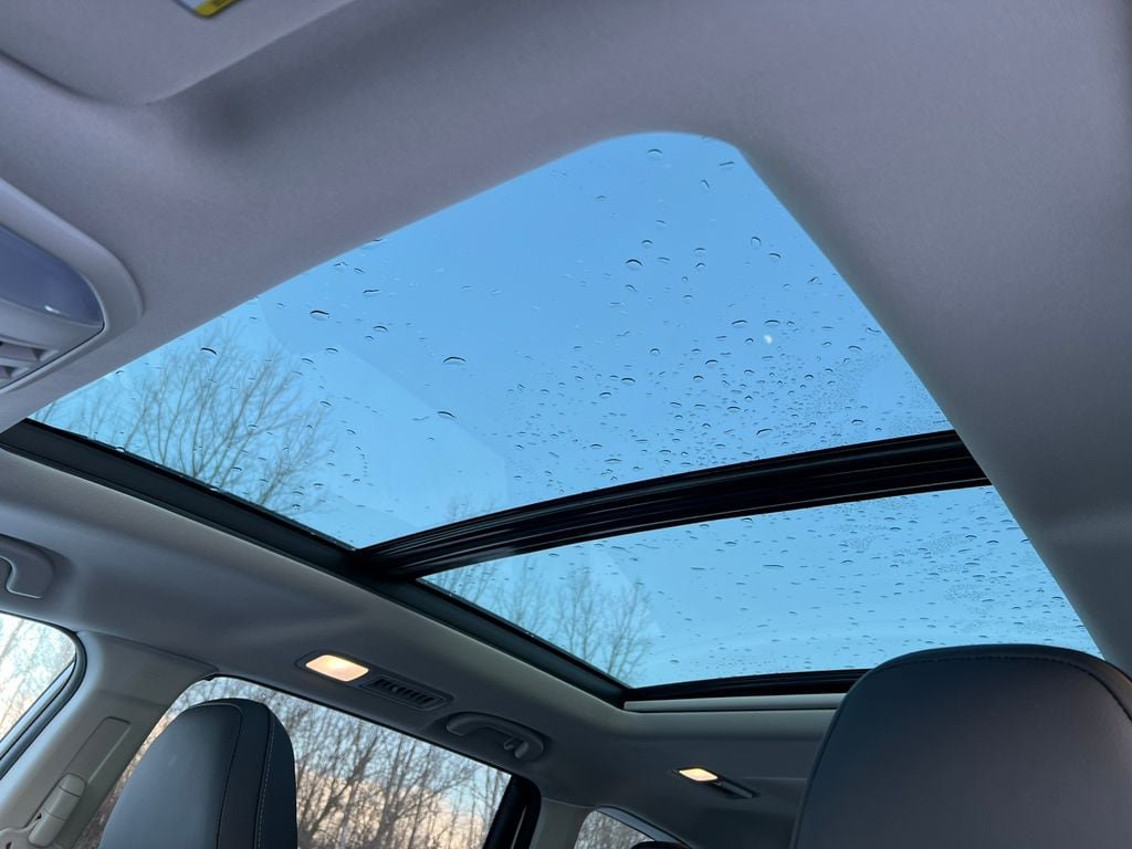 New 2026 Subaru Ascent Limited AWD/4WD image 8