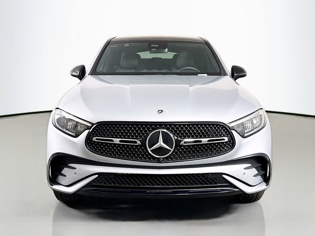 Used 2024 Mercedes-Benz GLC 300 4MATIC w/ AMG Line image 2
