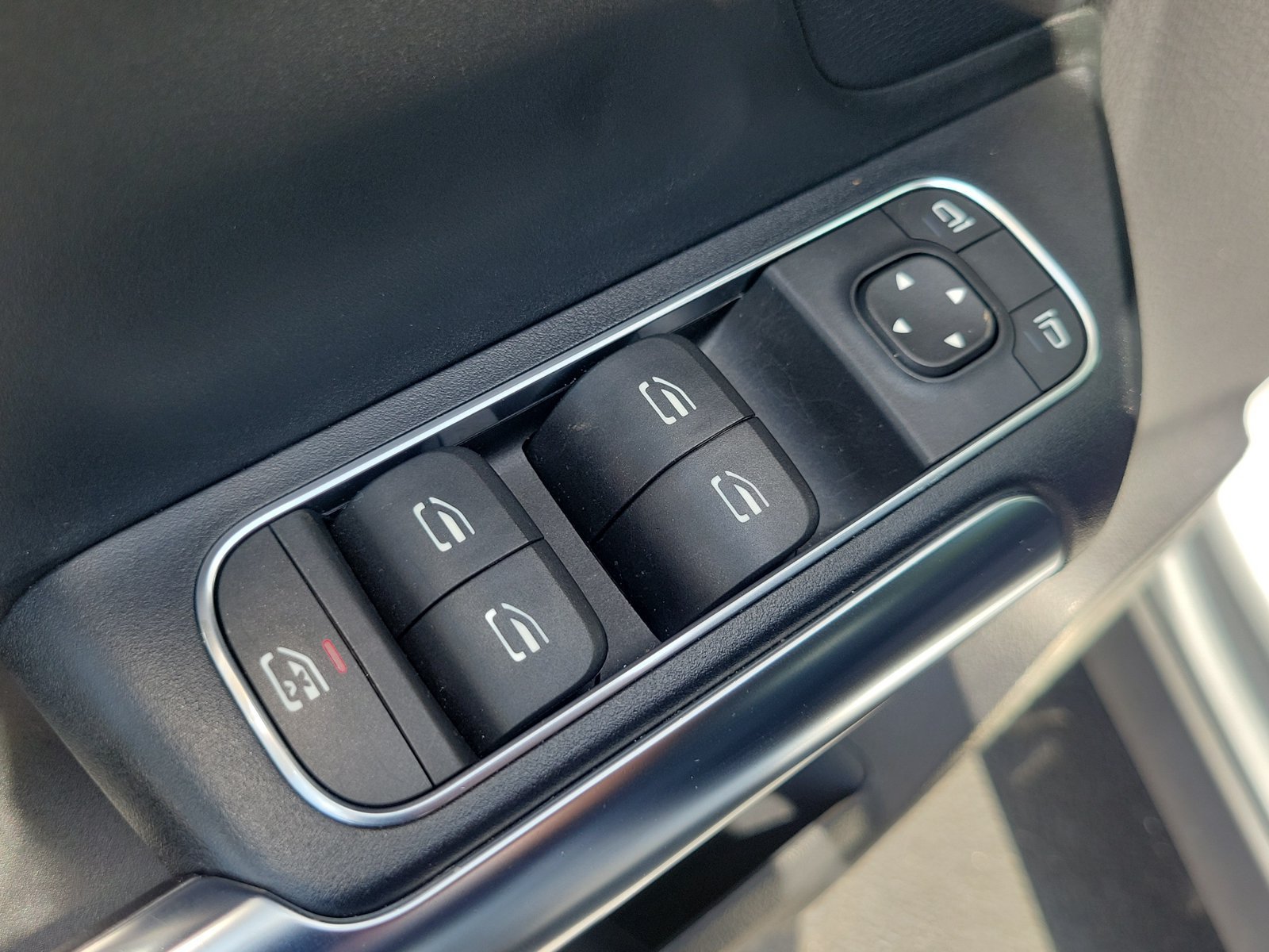 Used 2021 Mercedes-Benz GLA 250 image 16