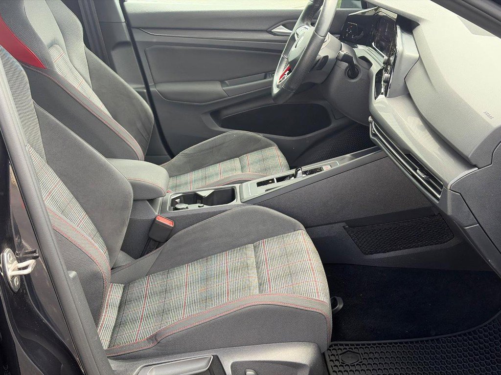 Used 2022 Volkswagen GTI S FWD image 17