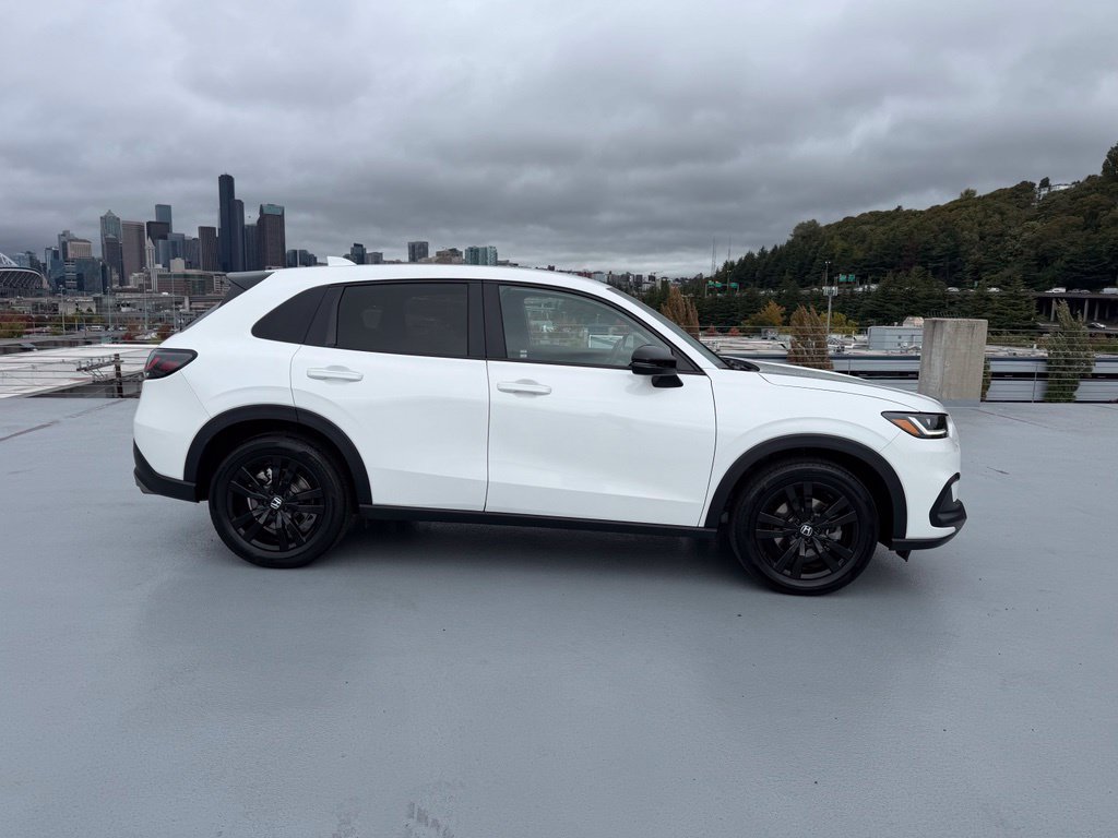 Certified 2026 Honda HR-V Sport image 3