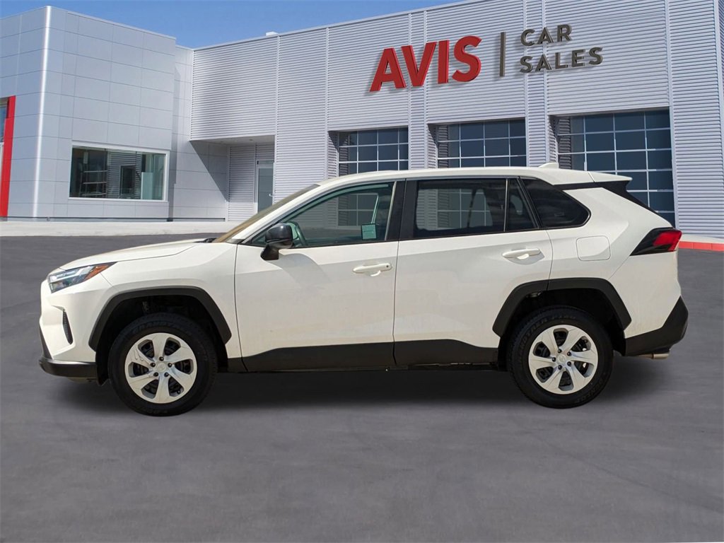 Used 2024 Toyota RAV4 LE image 10