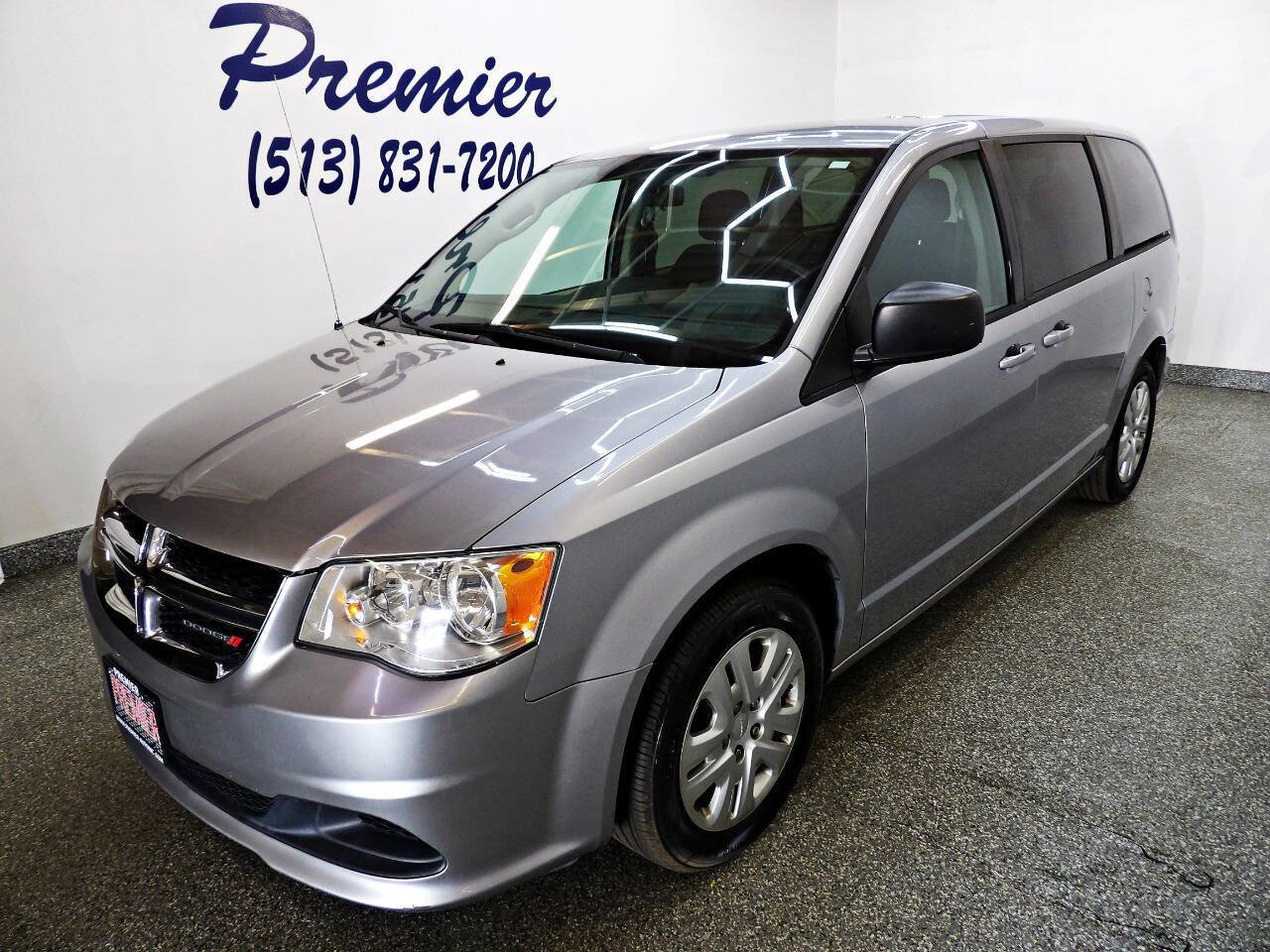Used 2018 Dodge Grand Caravan SE