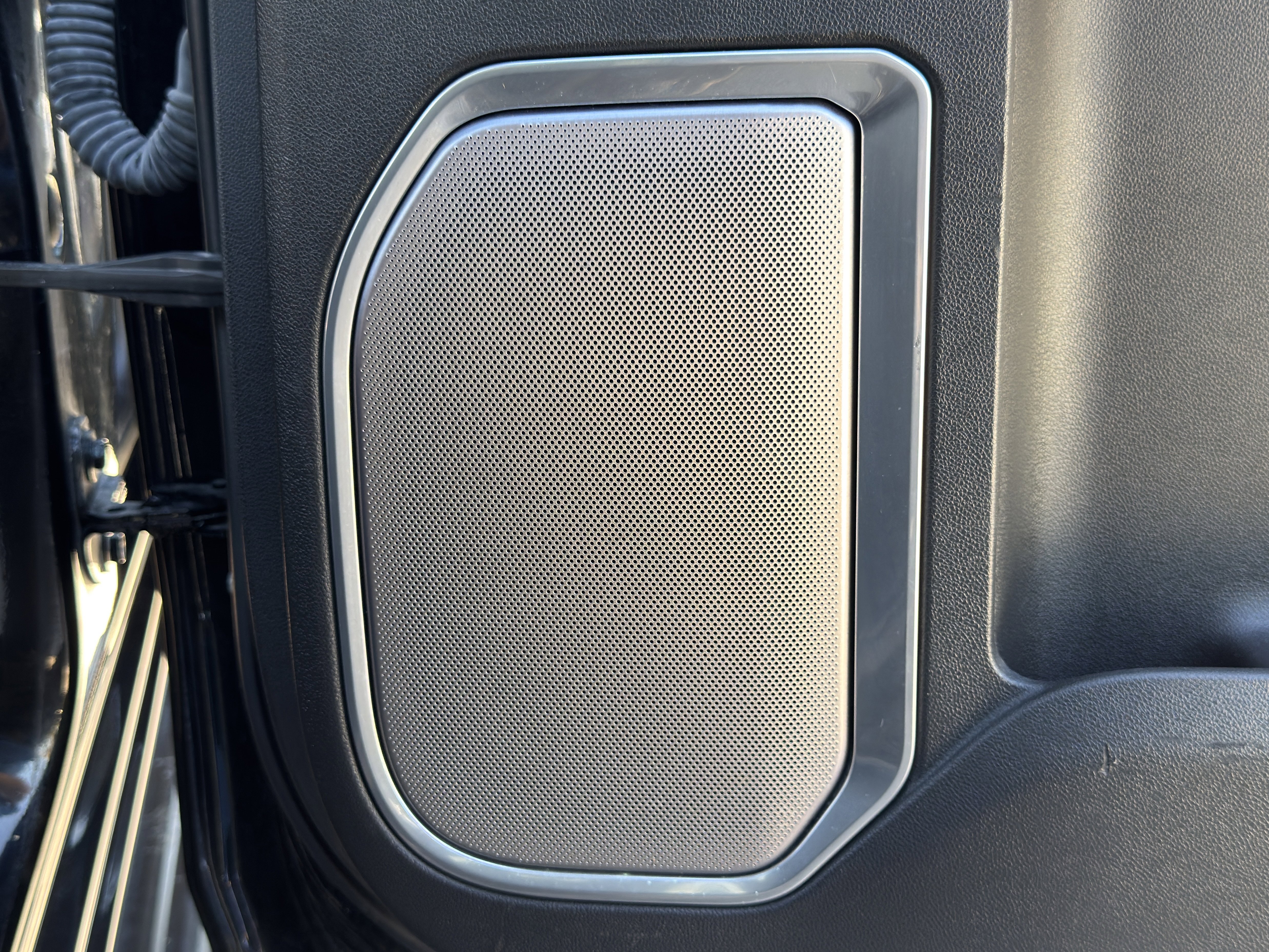 Used 2024 GMC Sierra 3500 Denali w/ Denali Reserve Package image 73