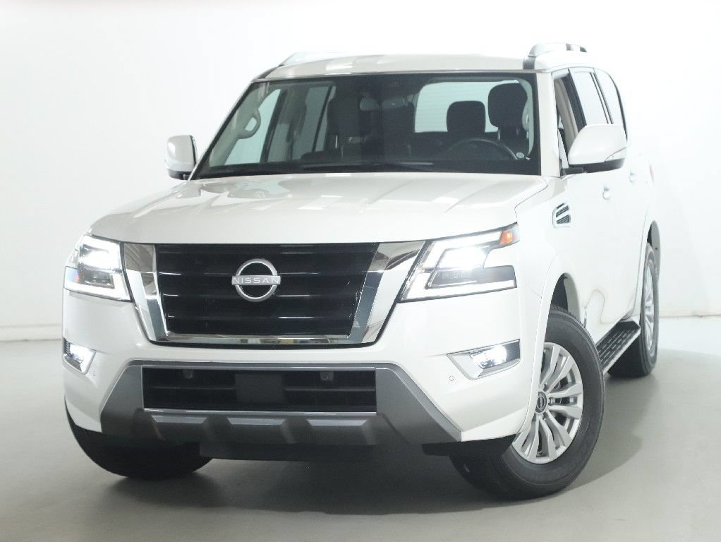 Certified 2024 Nissan Armada SV w/ Cargo Package AWD/4WD image 3