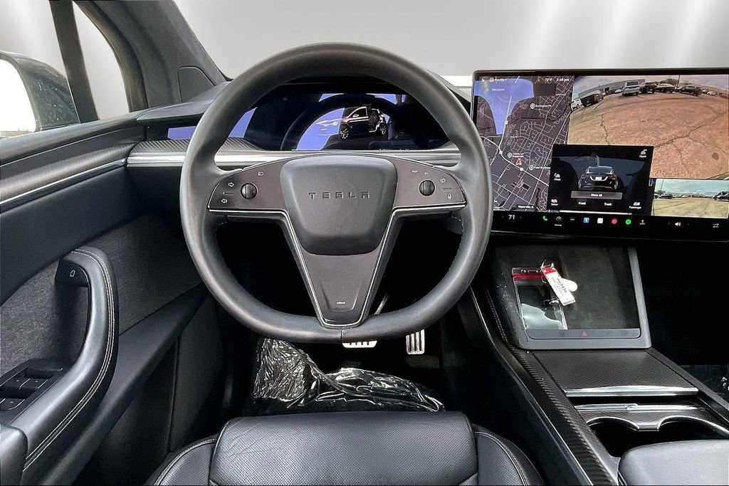 Used 2023 Tesla Model X Plaid image 8