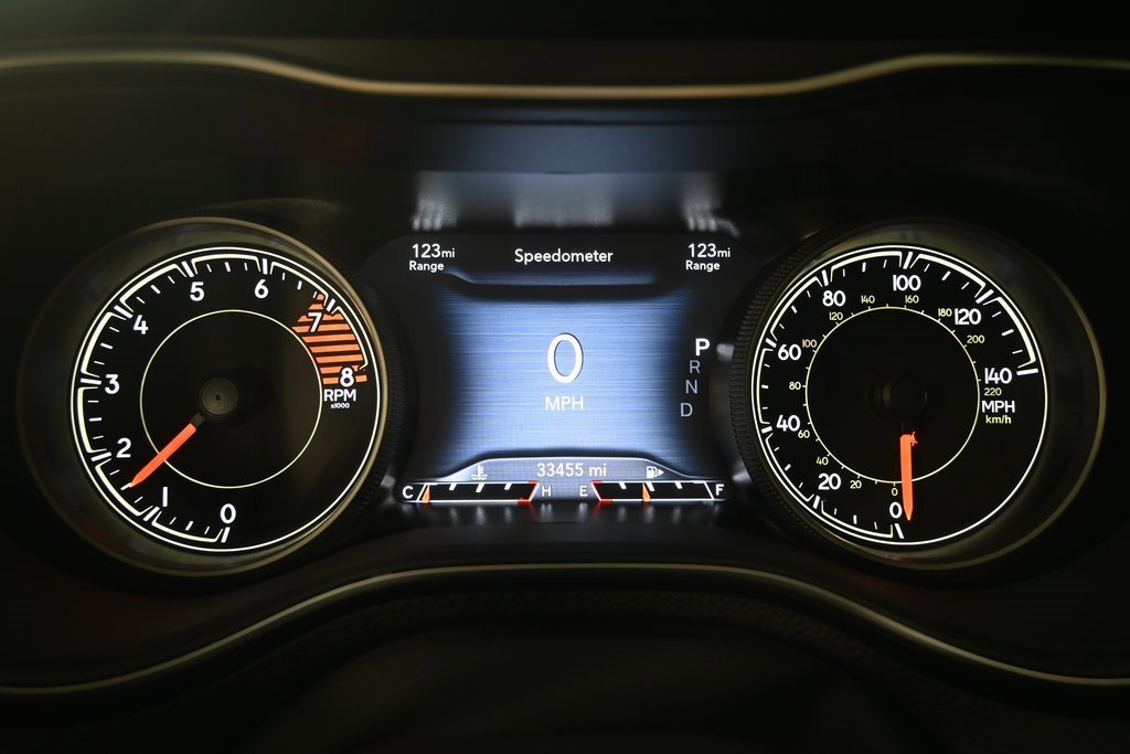 Used 2022 Jeep Cherokee Limited image 25