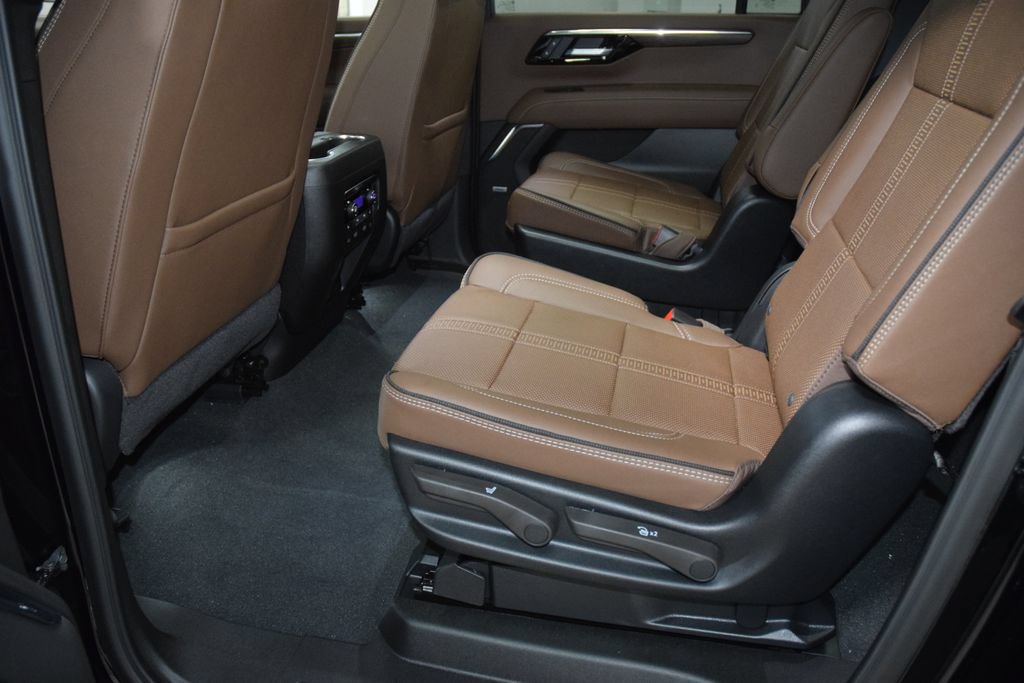 New 2026 Chevrolet Suburban High Country AWD/4WD image 43