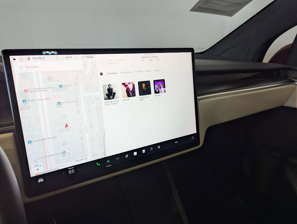 Used 2022 Tesla Model X Plaid image 73