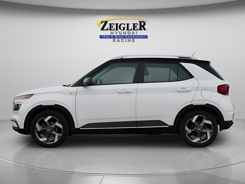 Certified 2023 Hyundai Venue Limited FWD image 4
