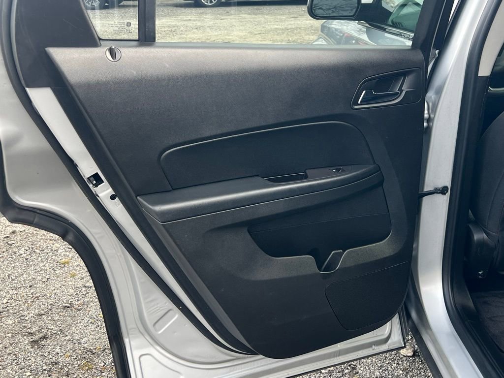 Used 2016 GMC Terrain SLE image 11