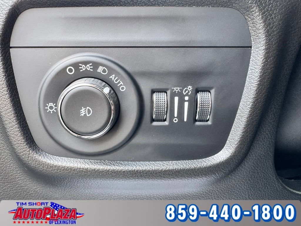 Used 2021 Jeep Grand Cherokee L Summit w/ Luxury Tech Group V AWD/4WD image 24