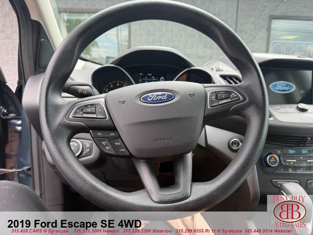 Used 2019 Ford Escape SE AWD/4WD image 40