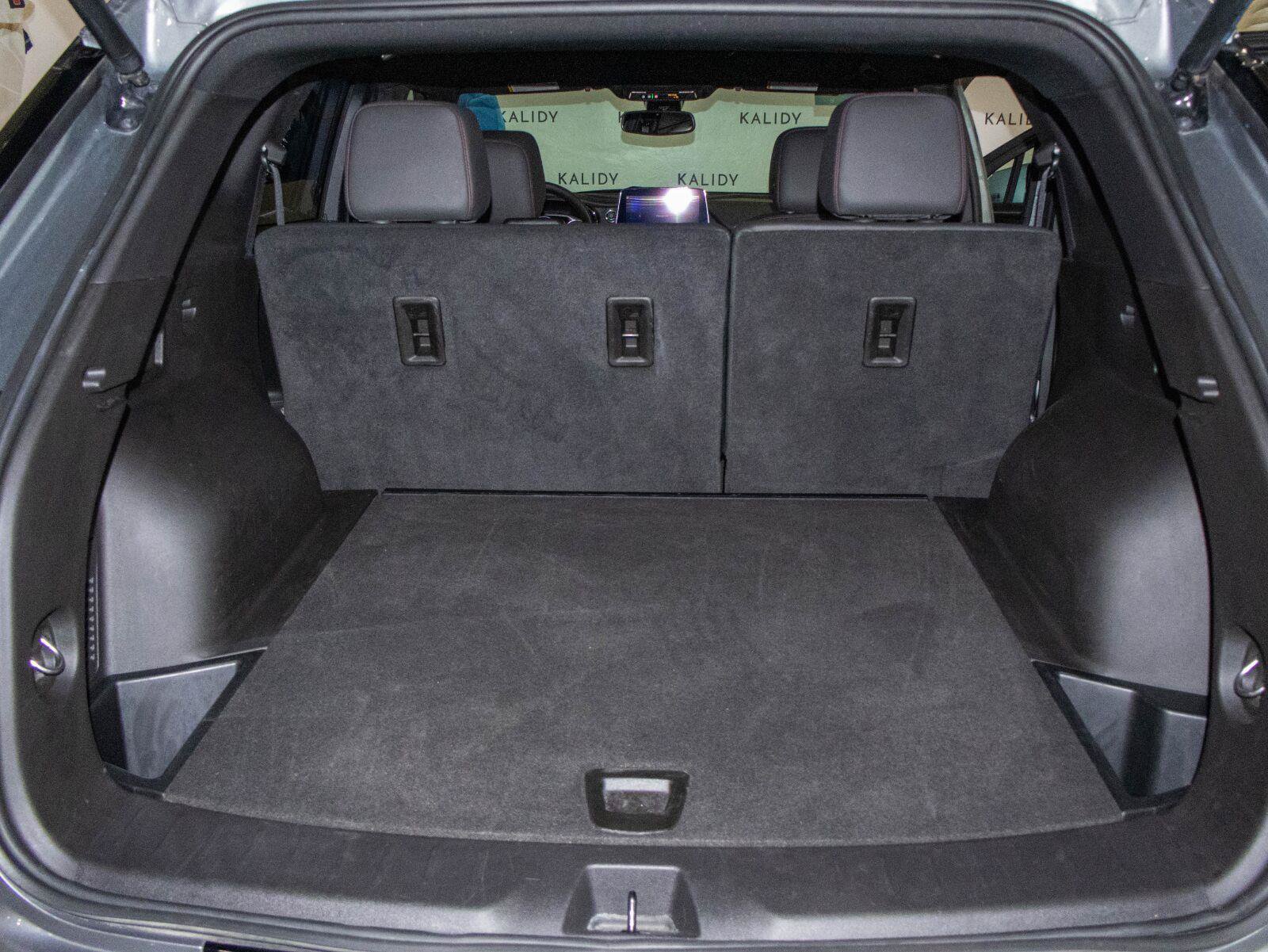 Used 2025 Chevrolet Blazer RS FWD image 23