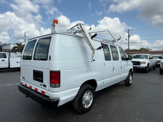 Used 2014 Ford E-150 and Econoline 150 w/ Power Group image 7