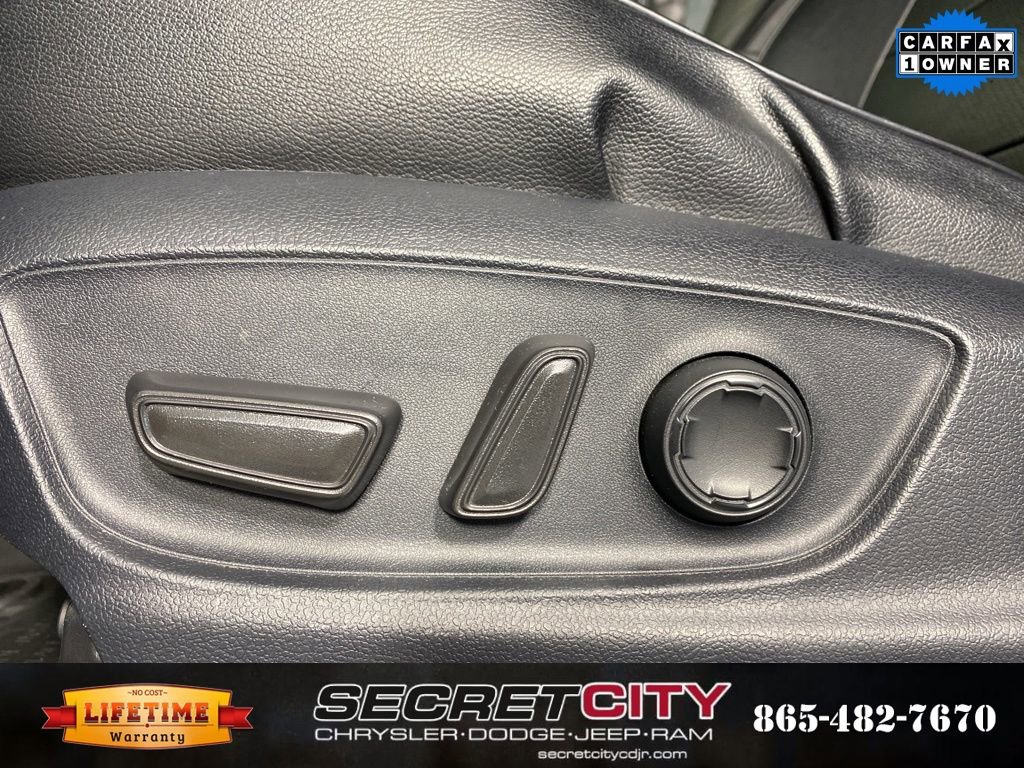 Used 2024 Toyota Tacoma TRD Off-Road w/ TRD Off Road Upgrade Package image 13