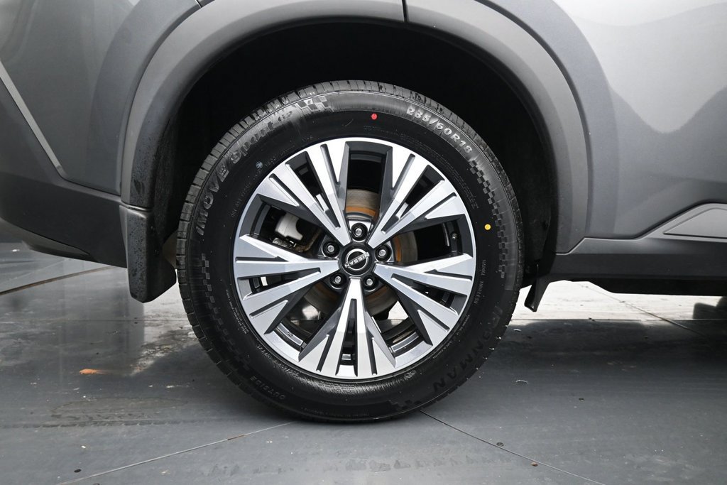 Used 2023 Nissan Rogue SV AWD/4WD image 10