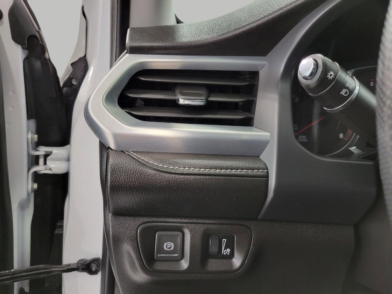 Certified 2023 GMC Acadia SLE w/ Driver Convenience Package image 11