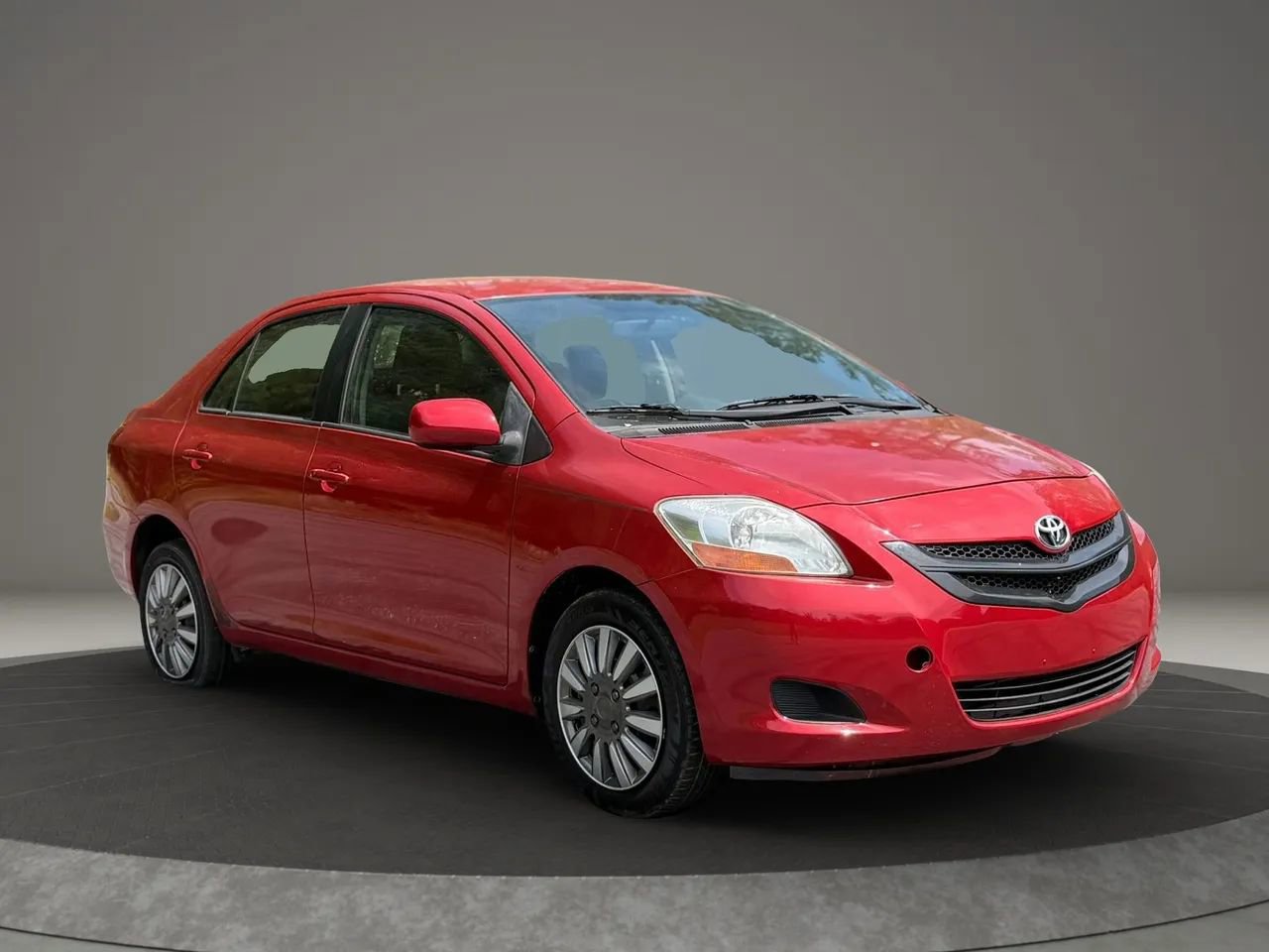 Used 2008 Toyota Yaris S FWD image 3