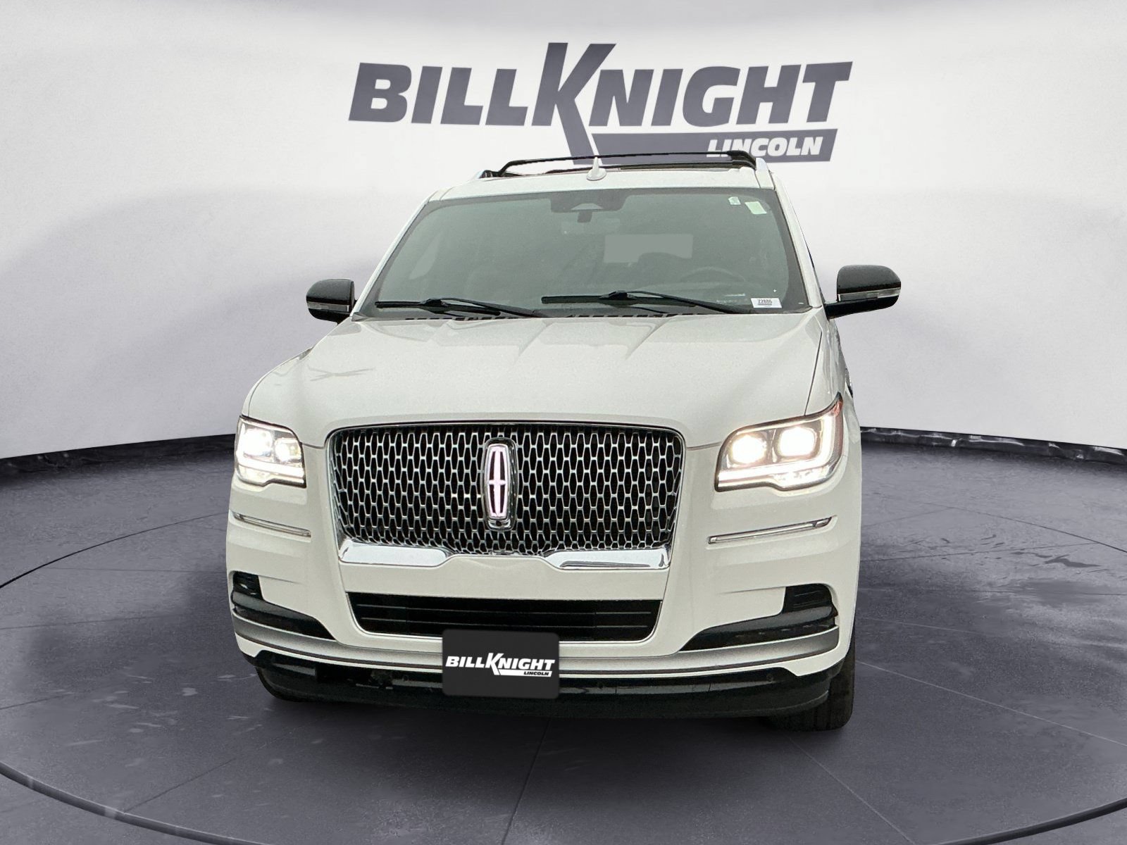 Used 2022 Lincoln Navigator Reserve AWD/4WD image 8