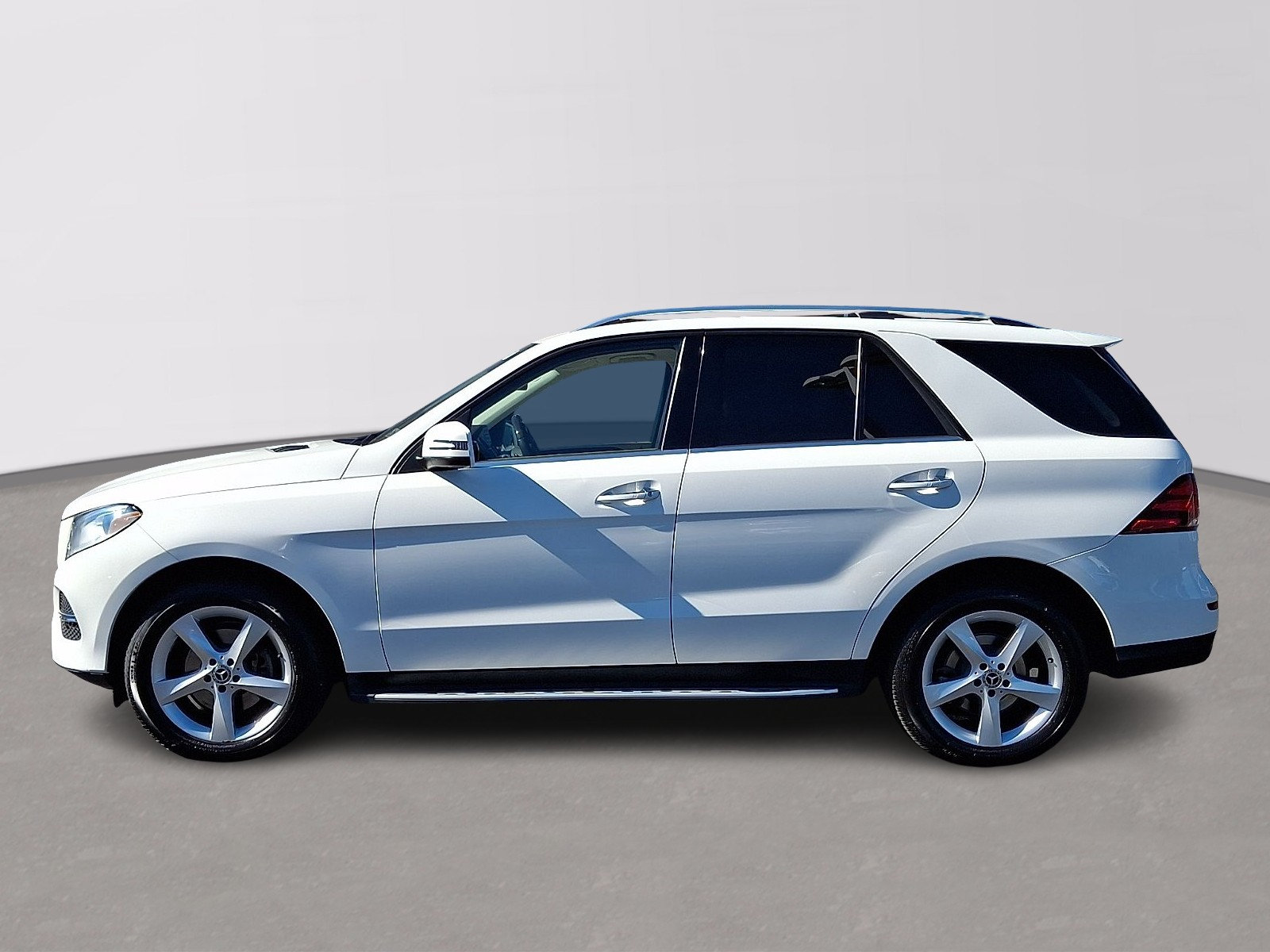 Used 2018 Mercedes-Benz GLE 350 4MATIC image 7