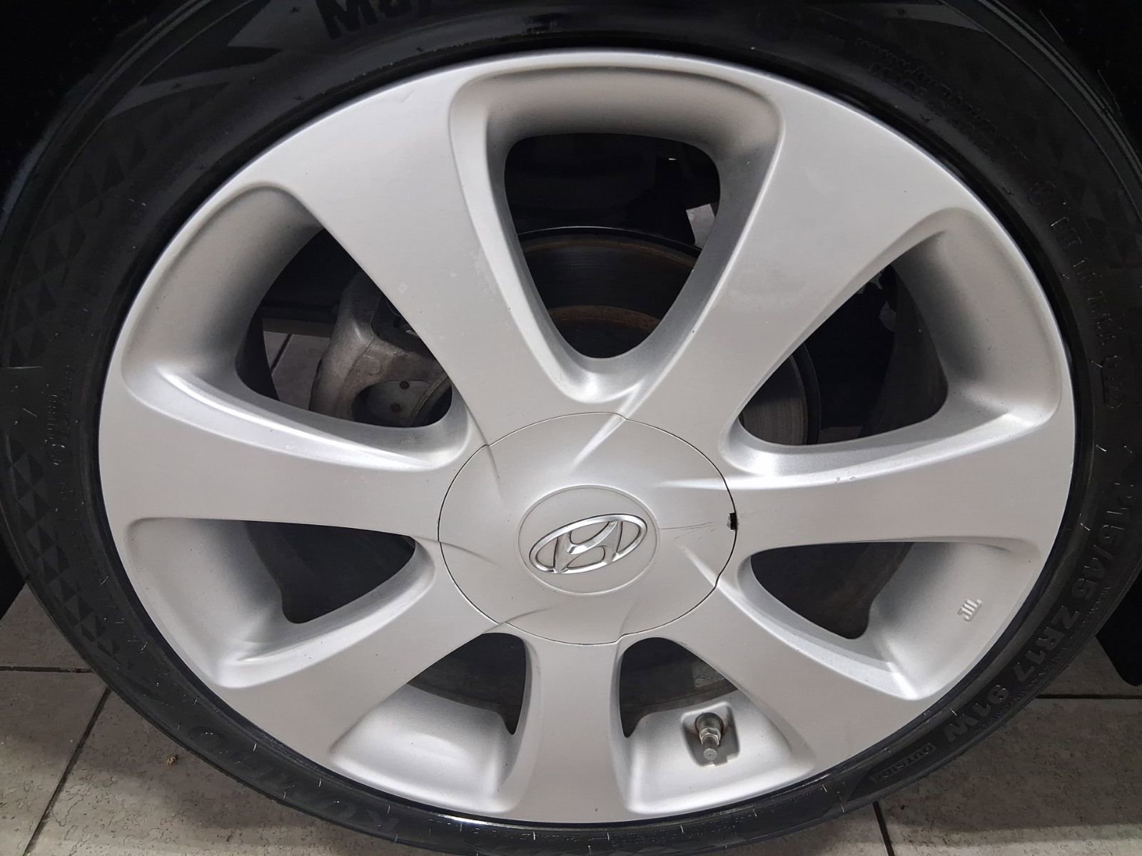 Used 2013 Hyundai Elantra Limited image 13