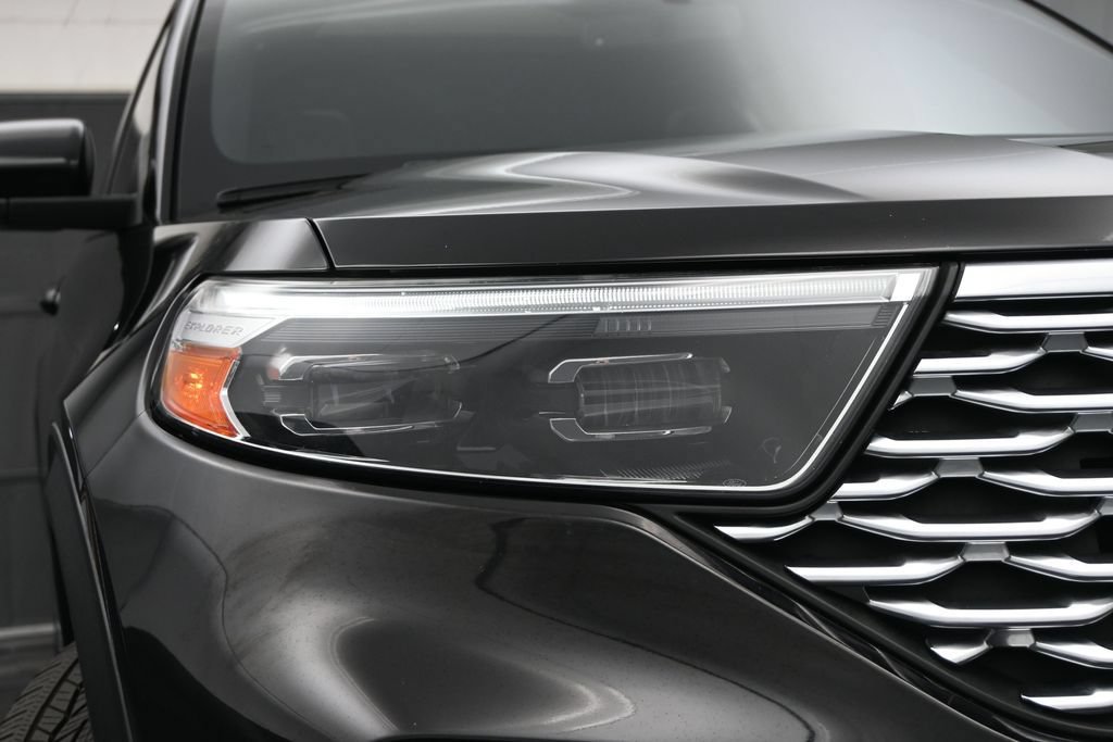 Used 2020 Ford Explorer Platinum AWD/4WD image 4