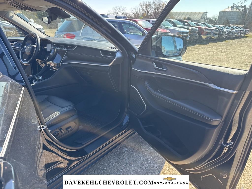 Used 2022 Jeep Grand Cherokee Limited w/ Trailer Tow Prep Group (B) image 26