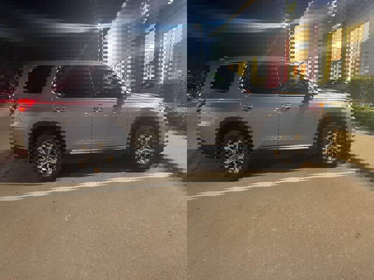 Used 2023 Honda Pilot EX-L image 5