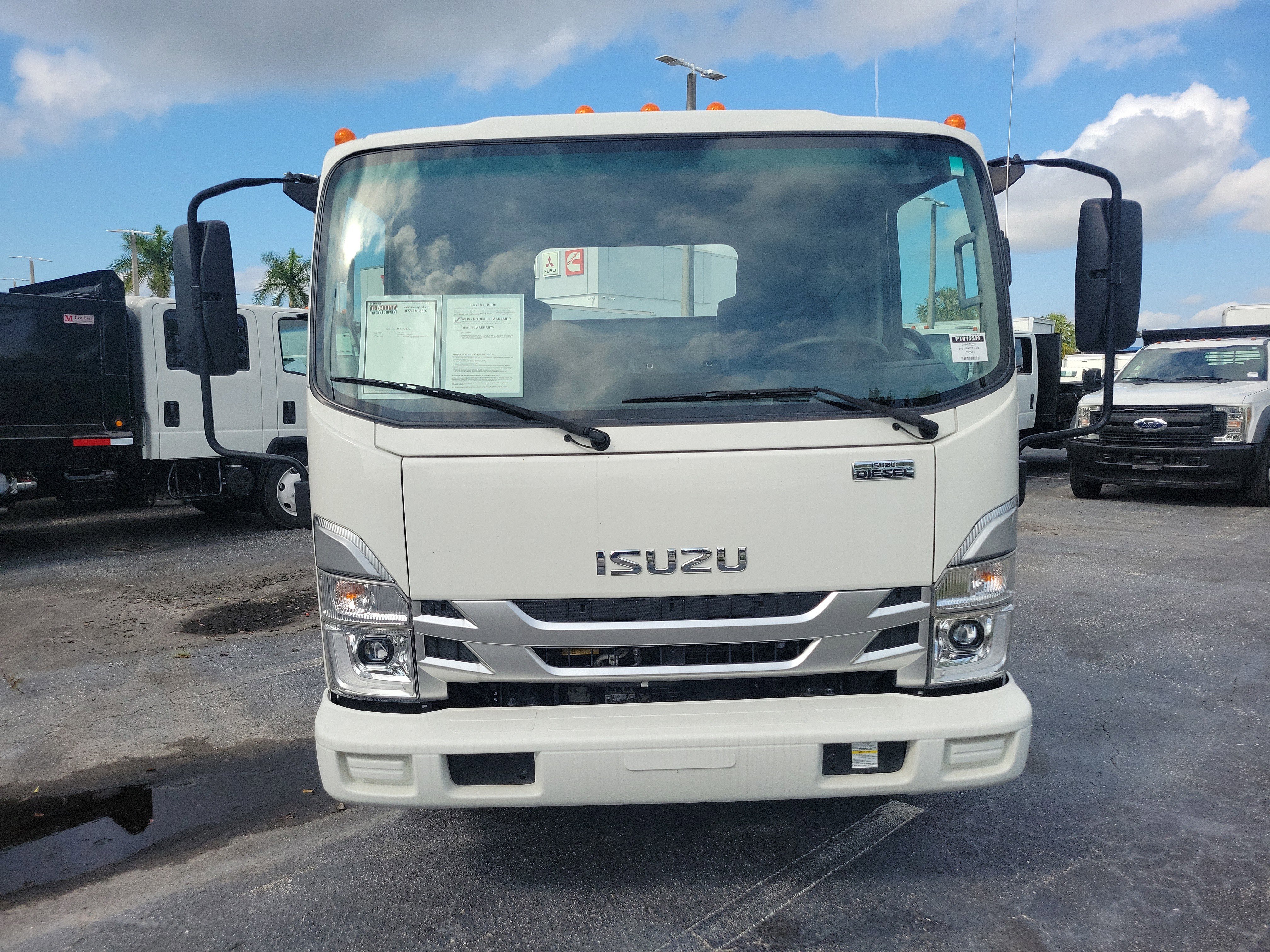 Used 2024 Isuzu NPR image 2