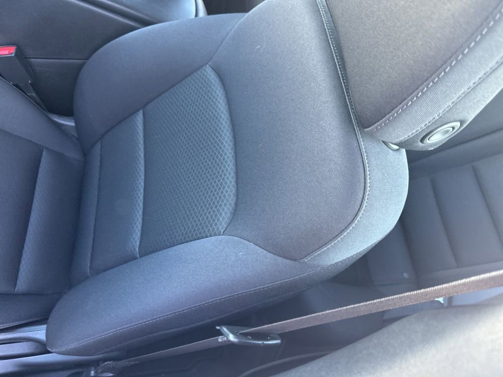 Used 2025 Chevrolet Malibu LS image 3