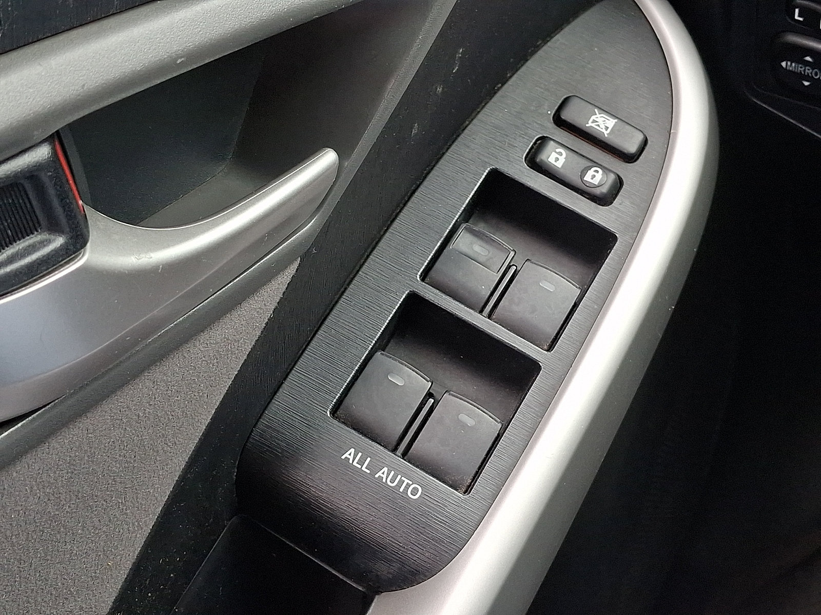 Used 2014 Toyota Prius Two FWD image 23