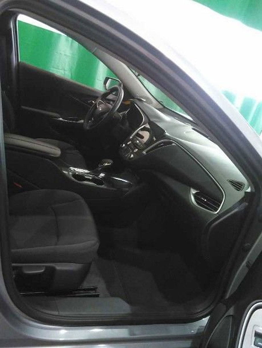 Used 2023 Chevrolet Malibu LT FWD image 27
