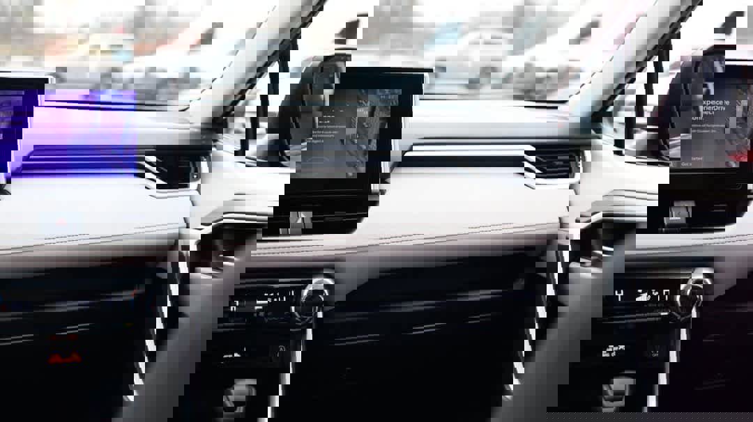 Used 2023 Toyota RAV4 XLE image 22