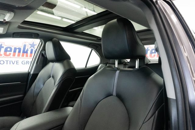 Used 2022 Toyota Camry XSE w/ Navigation Package FWD image 22