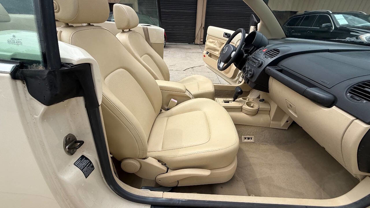 Used 2004 Volkswagen Beetle GLS FWD image 47