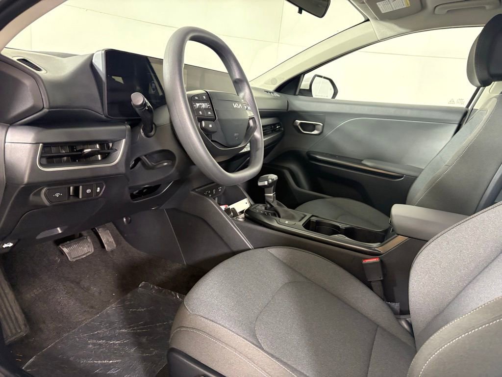 New 2026 Kia K4 LXS image 21