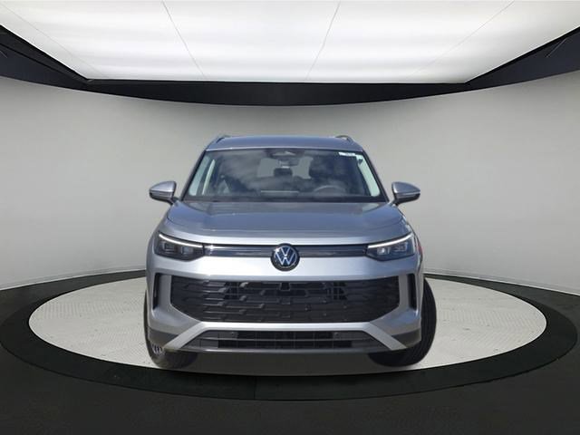 New 2025 Volkswagen Tiguan S image 2