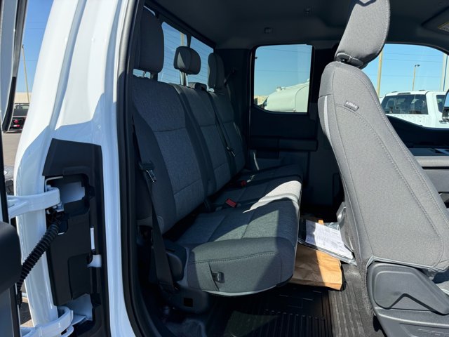 New 2026 Ford F550 4x4 Supercab Super Duty image 15