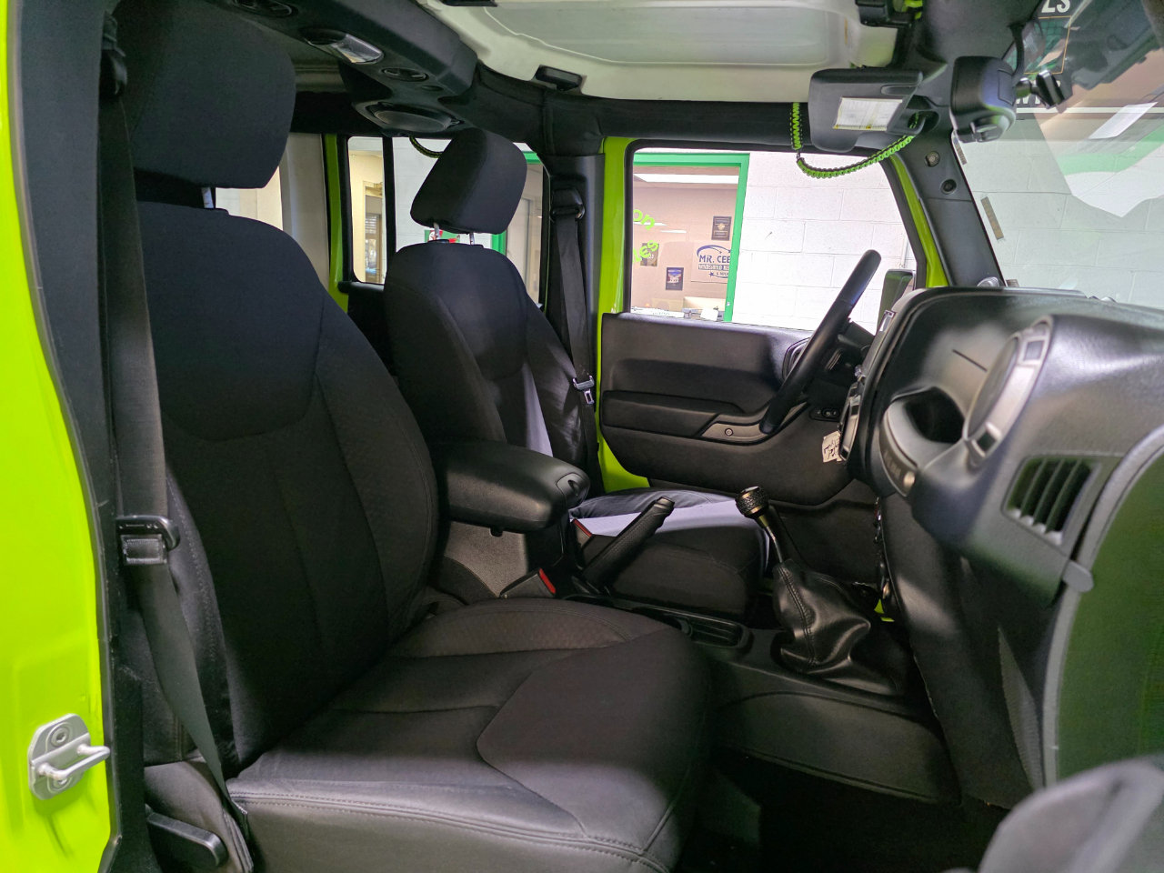 Used 2013 Jeep Wrangler Unlimited Sport image 24