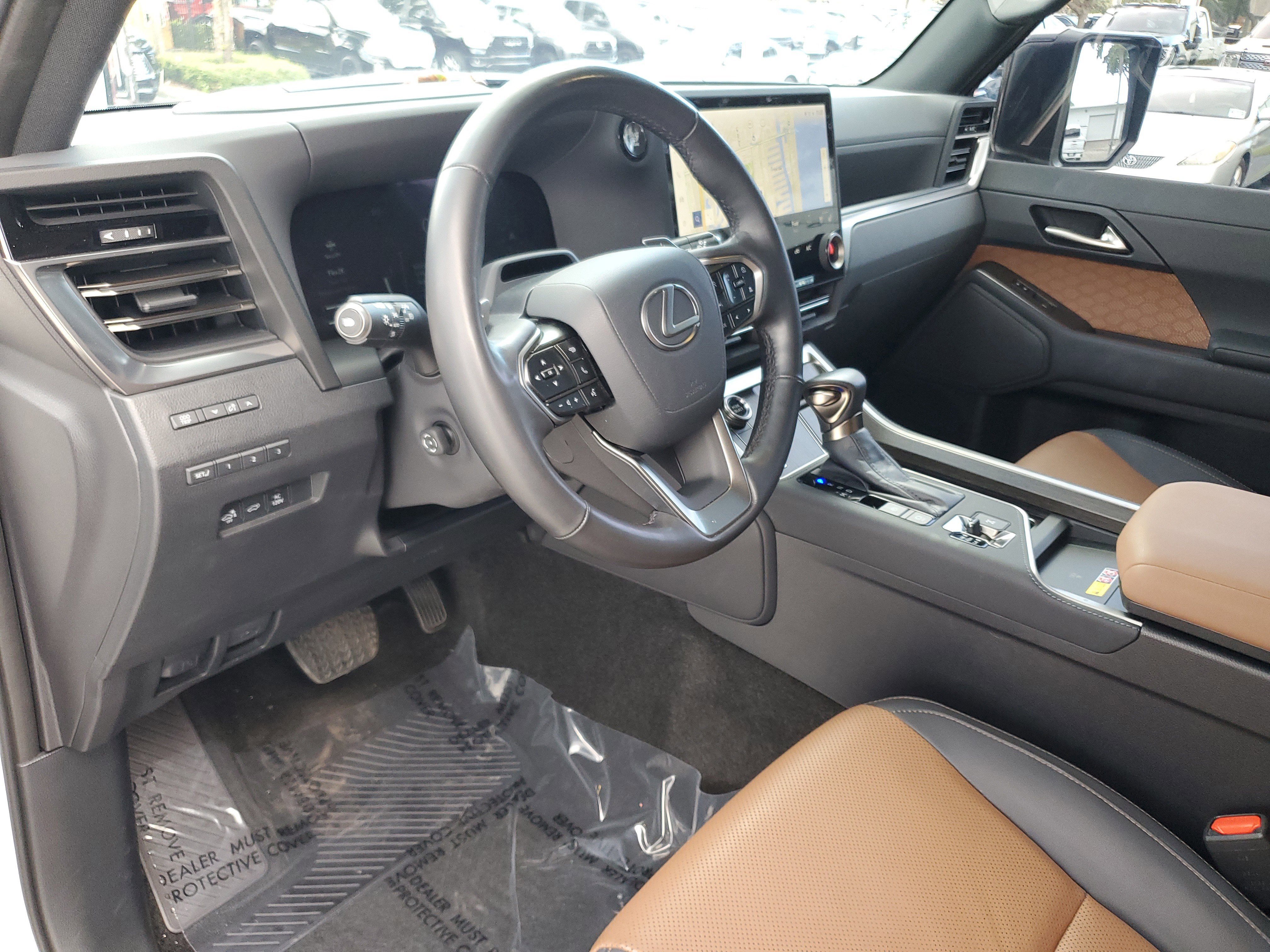 Used 2024 Lexus GX 550 image 22