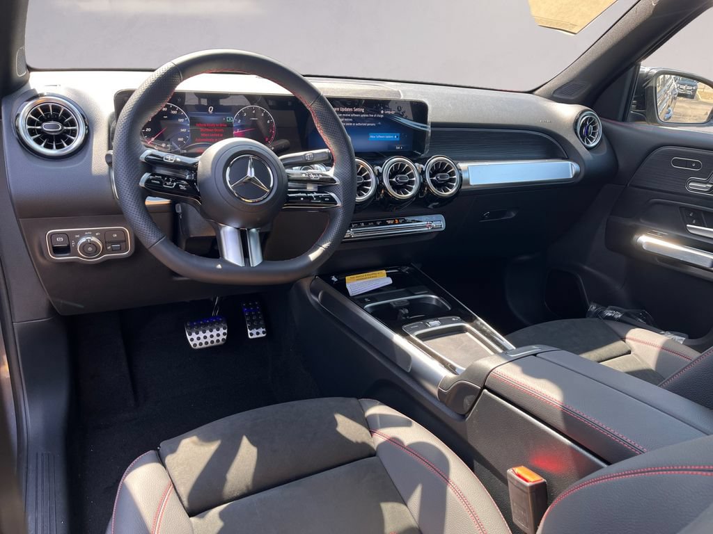 New 2026 Mercedes-Benz GLB 250 4MATIC image 7