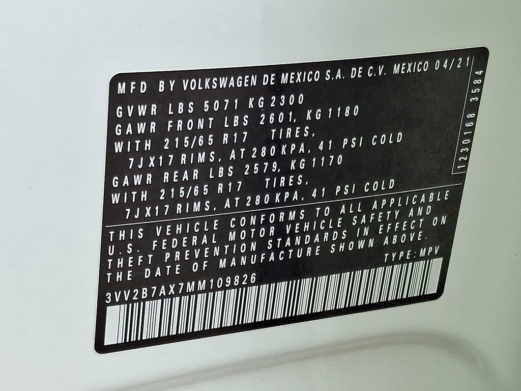 Used 2021 Volkswagen Tiguan SE image 29