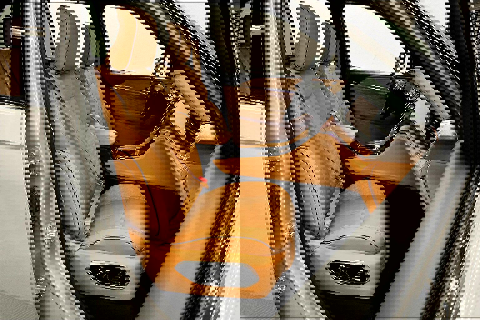 Used 2024 Jeep Grand Cherokee Summit image 8