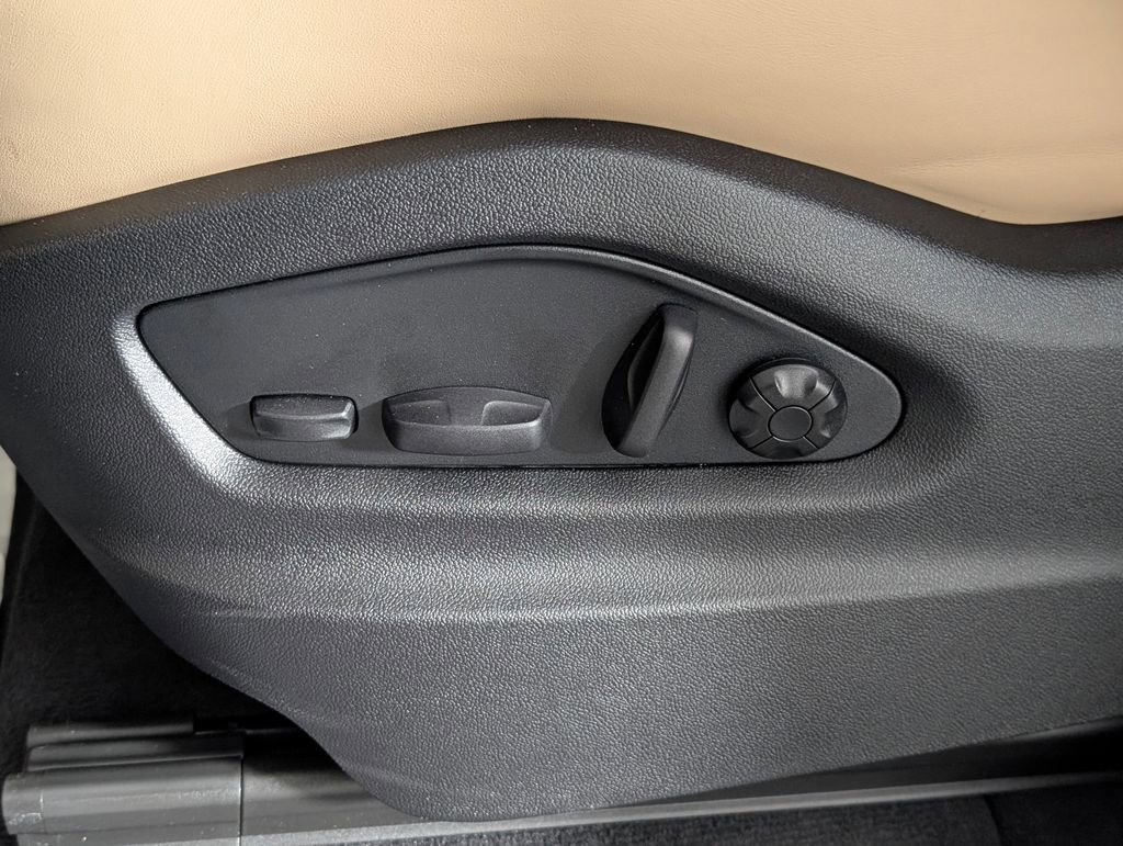 New 2026 Porsche Cayenne Coupe image 28