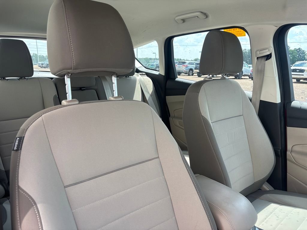 Used 2013 Ford C-MAX SE image 16